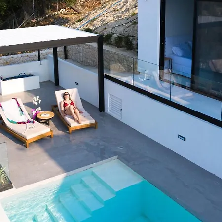 Mandevilla Hillside Luxury Áyios Nikítas