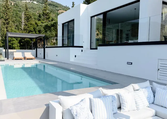 Mandevilla Hillside Luxury * Agios Nikitas