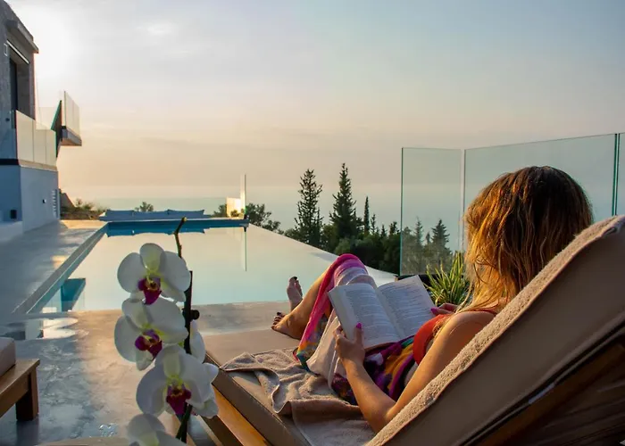 Villa Mandevilla Hillside Luxury