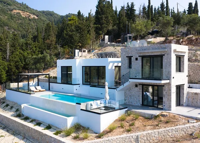 Mandevilla Hillside Luxury Villa *