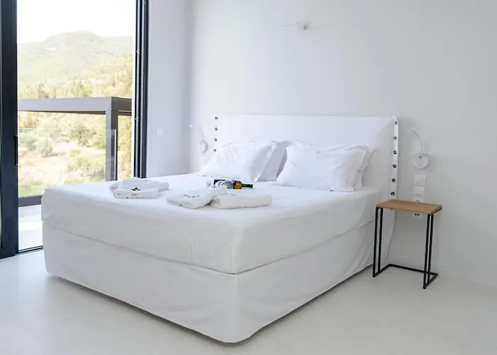 Mandevilla Hillside Luxury Villa Agios Nikitas