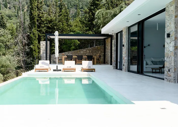 Mandevilla Hillside Luxury Agios Nikitas