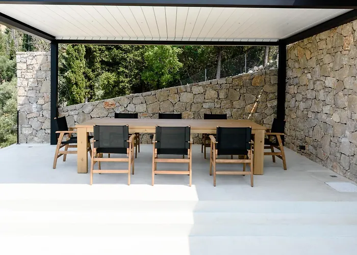 Mandevilla Hillside Luxury *